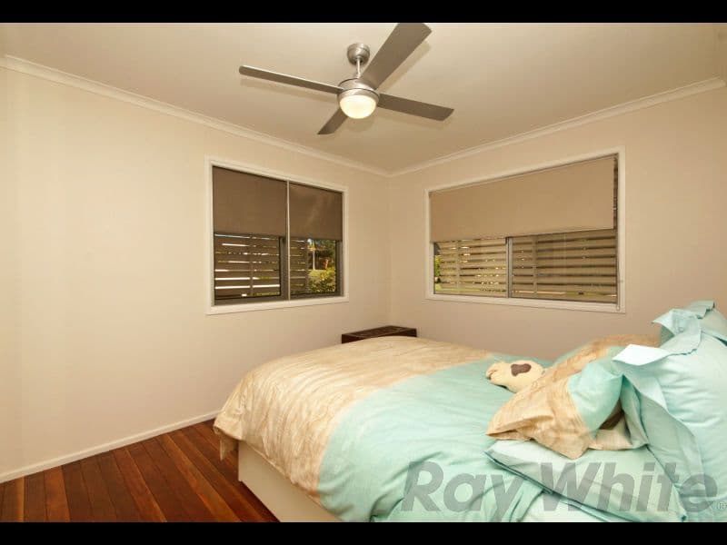 18 Thompson Street, Bundamba QLD 4304, Bundamba - Thumbnail 7