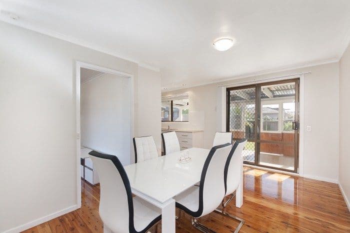 25 Holly Avenue, CHIPPING NORTON NSW 2170, Chipping Norton - Thumbnail 3