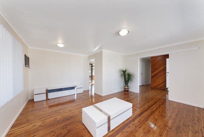 25 Holly Avenue, CHIPPING NORTON NSW 2170, Chipping Norton - Thumbnail 4
