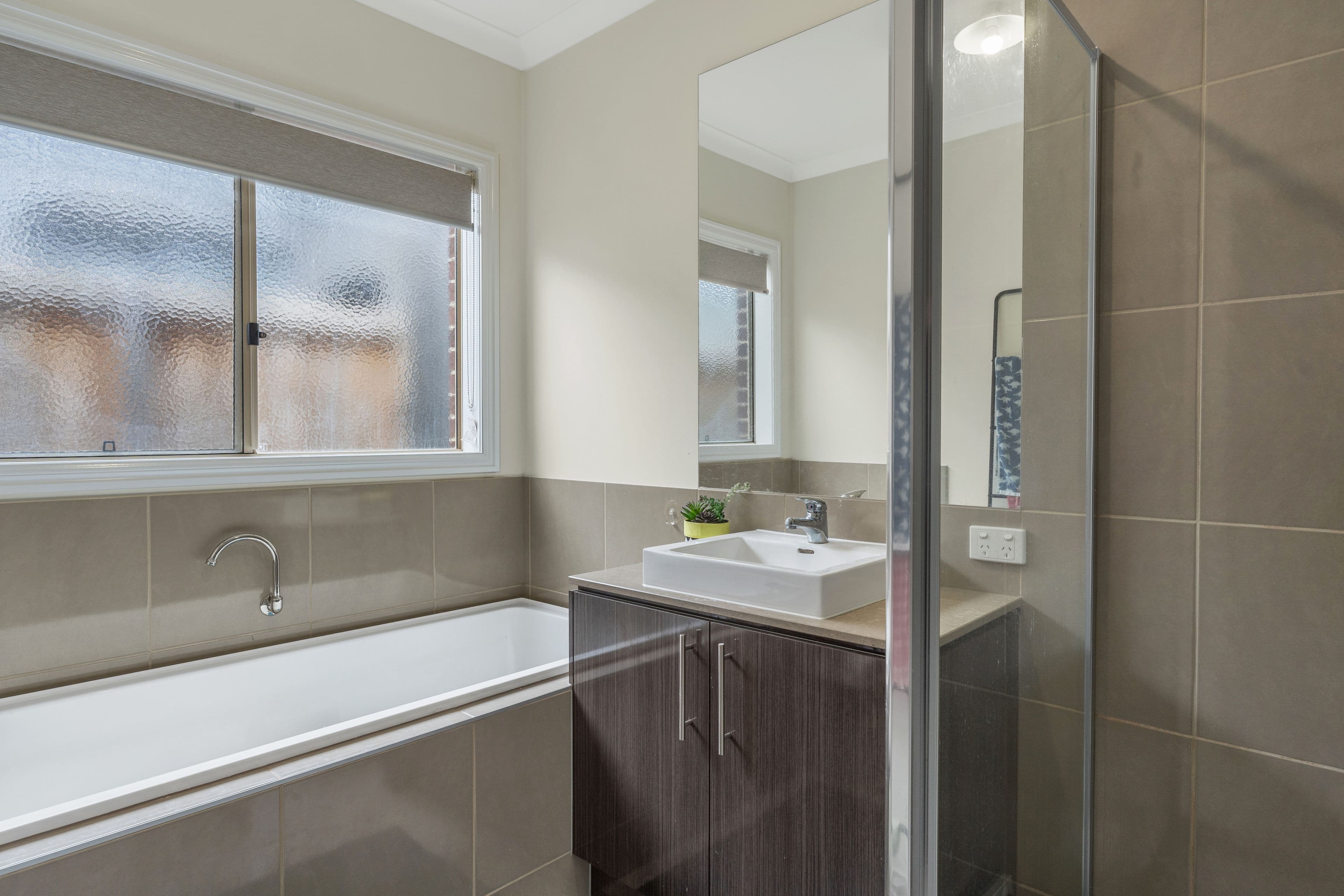 36 Keira Circuit, Werribee VIC 3030, Werribee - Thumbnail 7