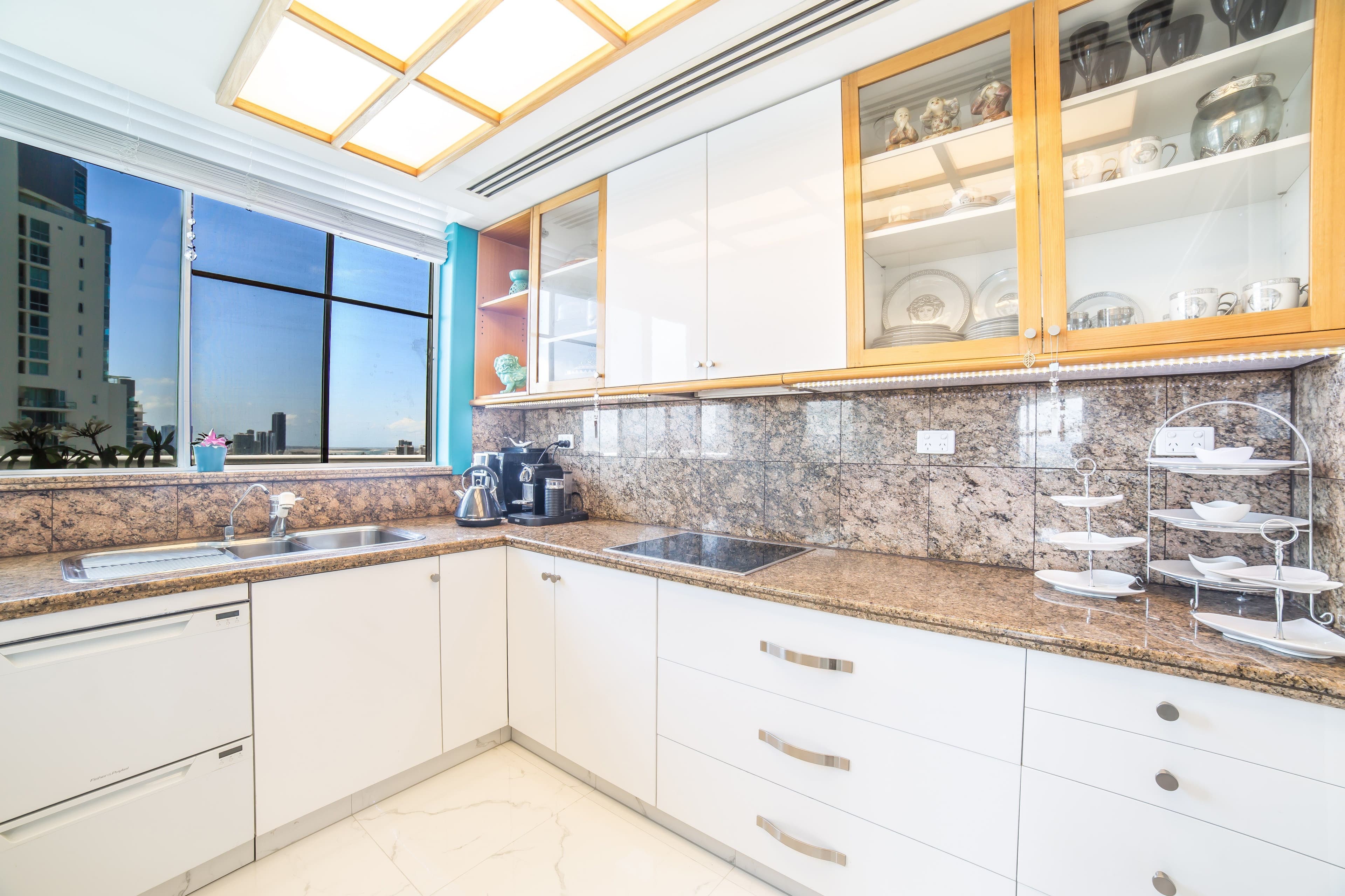 20 Riverview Parade, Surfers Paradise QLD 4217, Surfers Paradise - Thumbnail 6