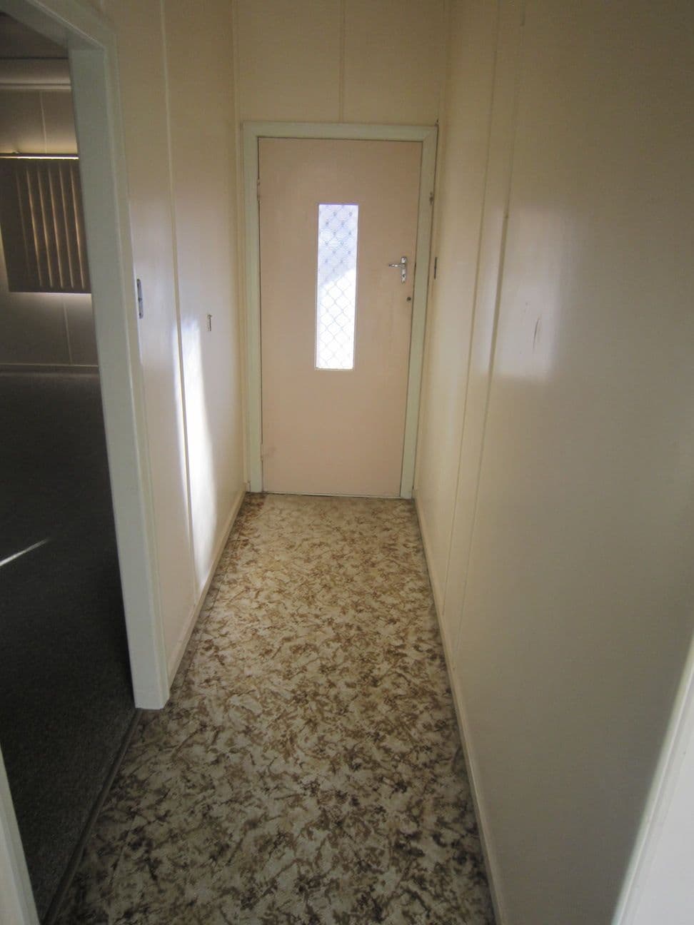 53 Alamein Street, SVENSSON HEIGHTS QLD 4670, Svensson Heights - Thumbnail 7
