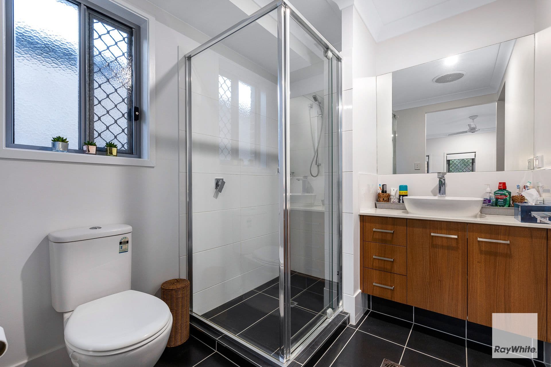 8 Swansea Circuit, Redland Bay QLD 4165, Redland Bay - Thumbnail 7