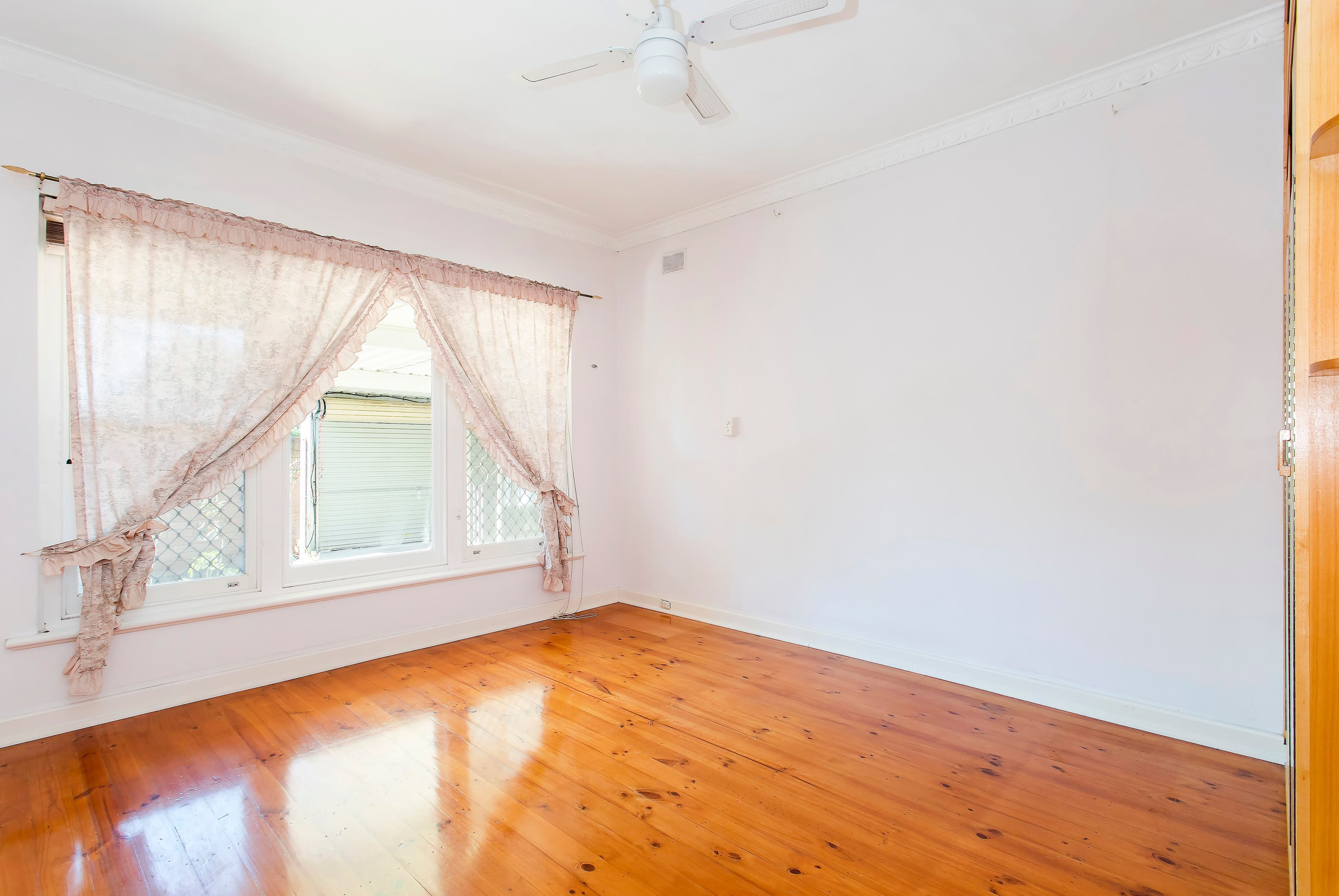 9 Ferguson Avenue, Myrtle Bank SA 5064, Myrtle Bank - Thumbnail 2