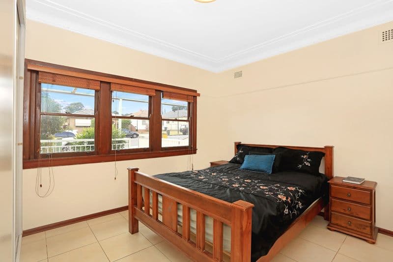 20 Dudley Road, GUILDFORD NSW 2161, Guildford - Thumbnail 2