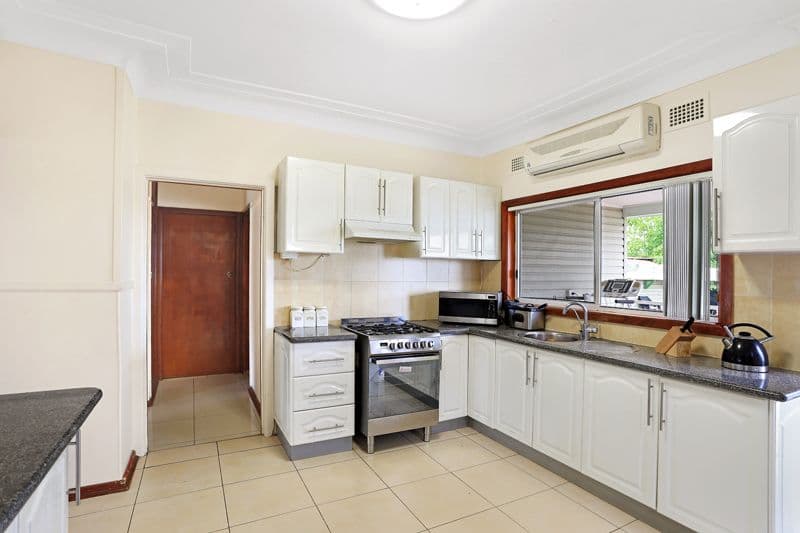 20 Dudley Road, GUILDFORD NSW 2161, Guildford - Thumbnail 4