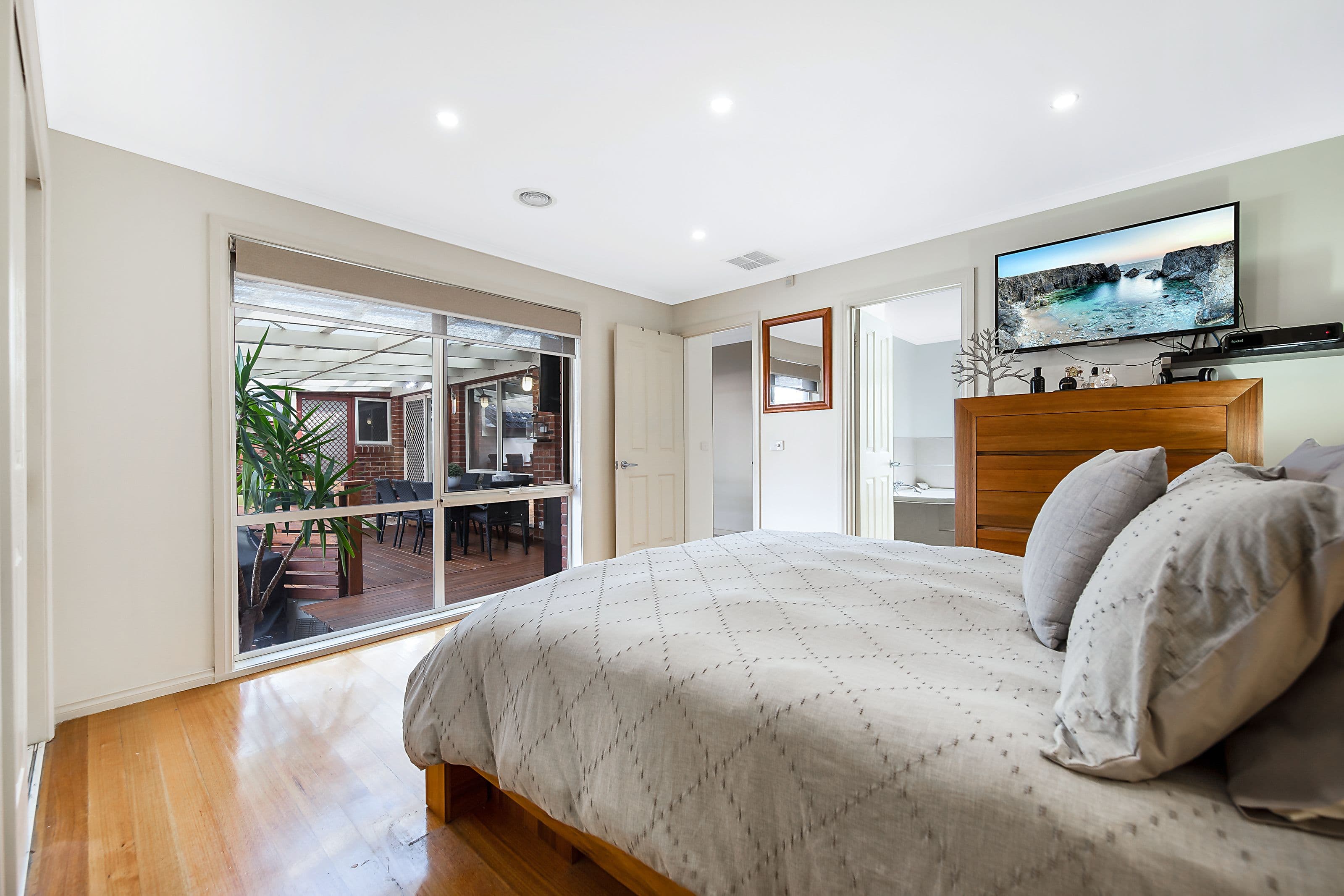 28 Viewbank Road, Mount Waverley VIC 3149, Mount Waverley - Thumbnail 5