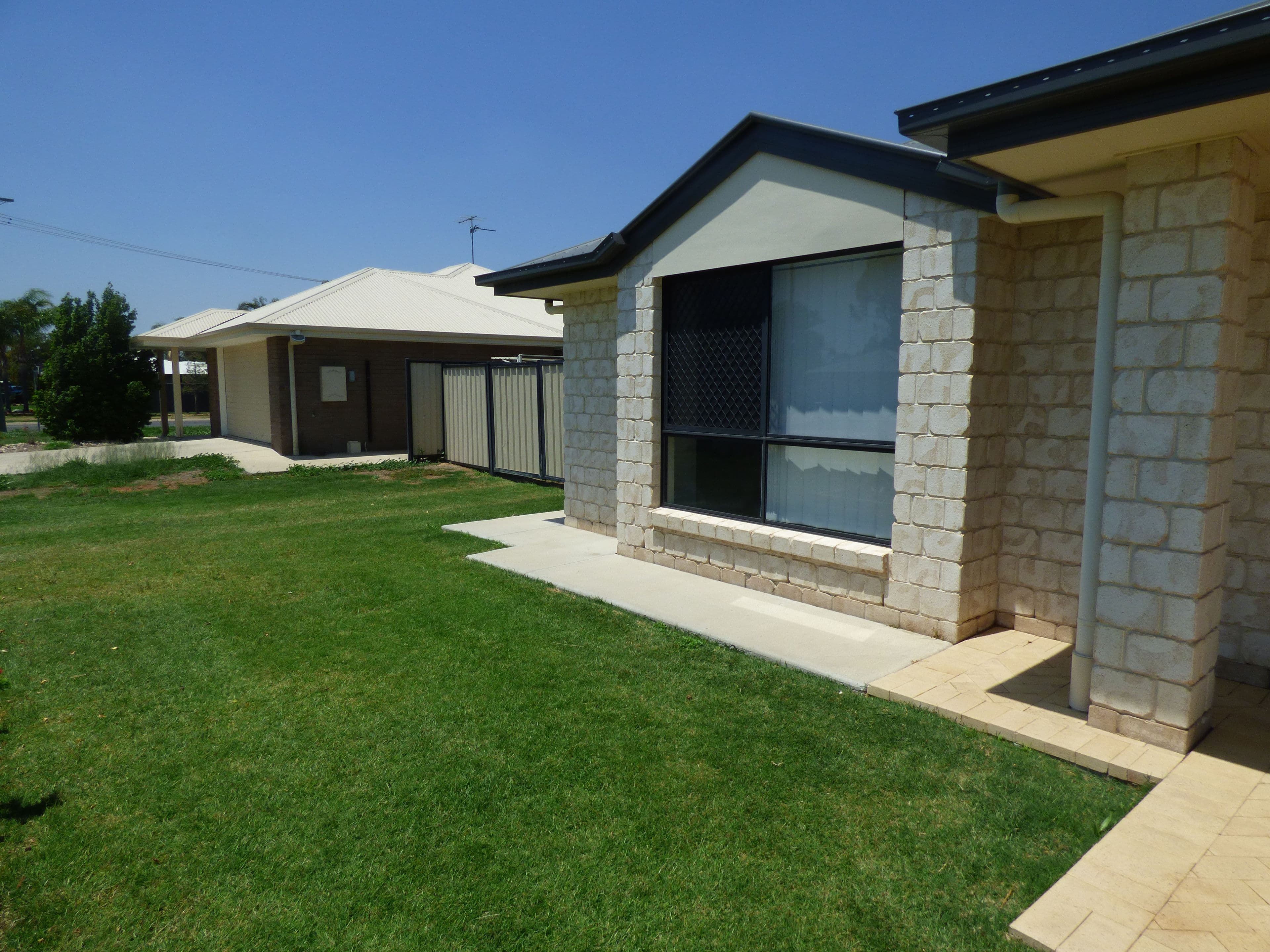 24 Everingham Avenue, Roma QLD 4455, Roma - Image 1