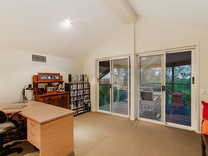 25 Oregon Way, Oxenford QLD 4210, Oxenford - Thumbnail 7
