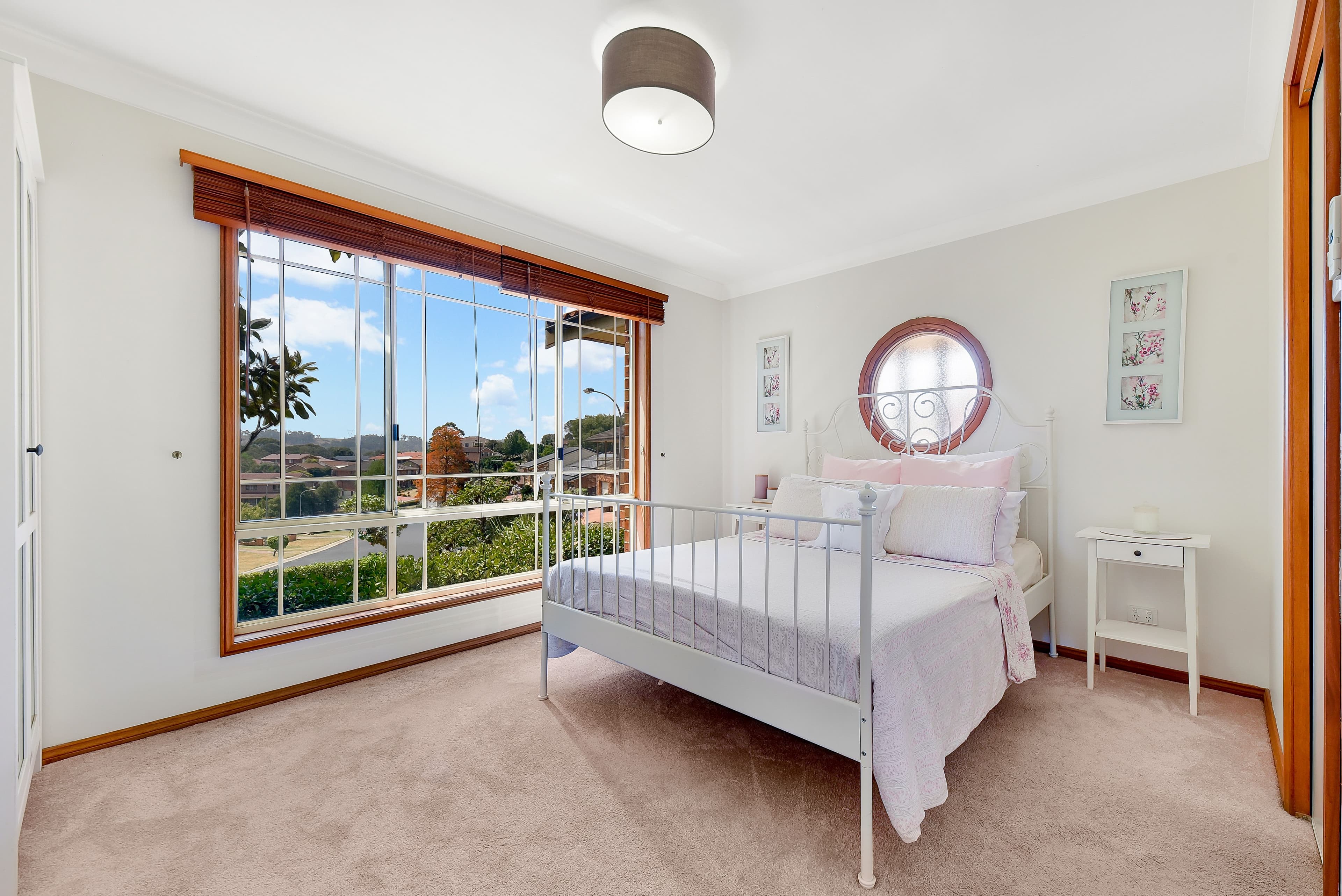11 Laguna Place, Glen Alpine - Thumbnail 7