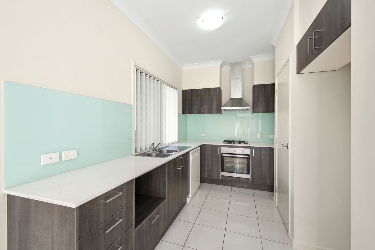 9 Jersey Street, North Lakes QLD 4509, North Lakes - Thumbnail 2