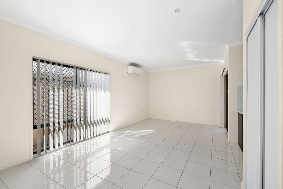 9 Jersey Street, North Lakes QLD 4509, North Lakes - Thumbnail 4