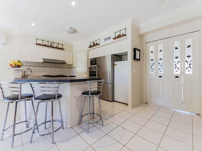 5 Trentham Close, Hoppers Crossing VIC 3029, Hoppers Crossing - Thumbnail 4