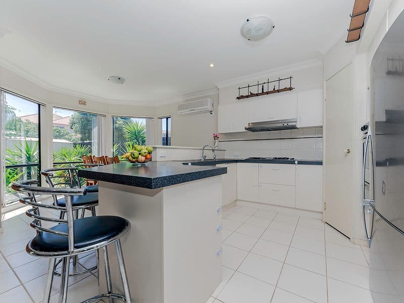 5 Trentham Close, Hoppers Crossing VIC 3029, Hoppers Crossing - Thumbnail 5