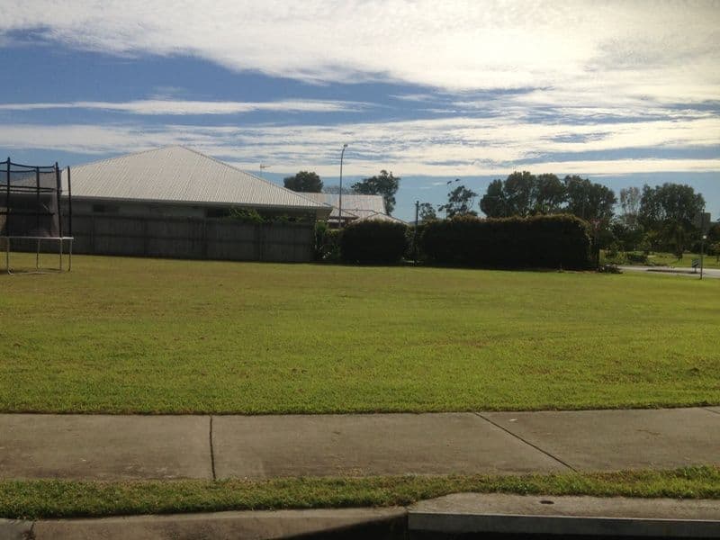 2 Tamarind Crescent, PROSERPINE QLD 4800, Proserpine - Thumbnail 4