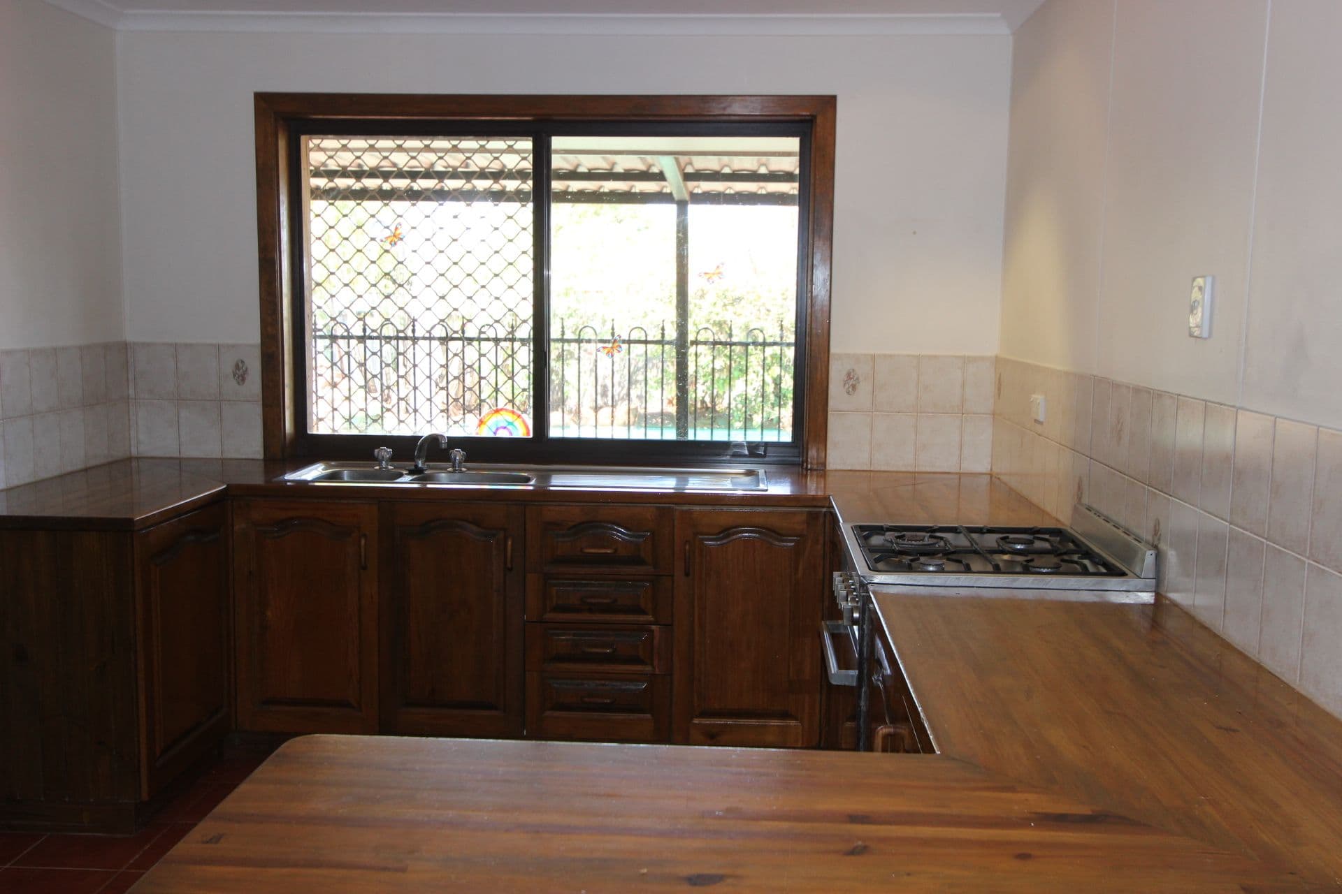 19 Elliott Crescent, Dampier WA 6713, Dampier - Thumbnail 3