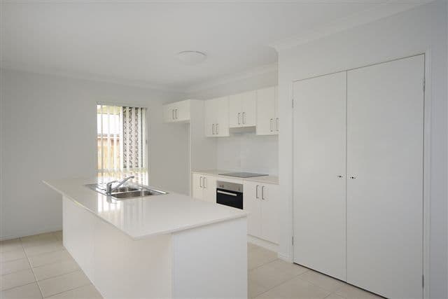 19 Kleinton Road, HIGHFIELDS QLD 4352, Highfields - Thumbnail 3