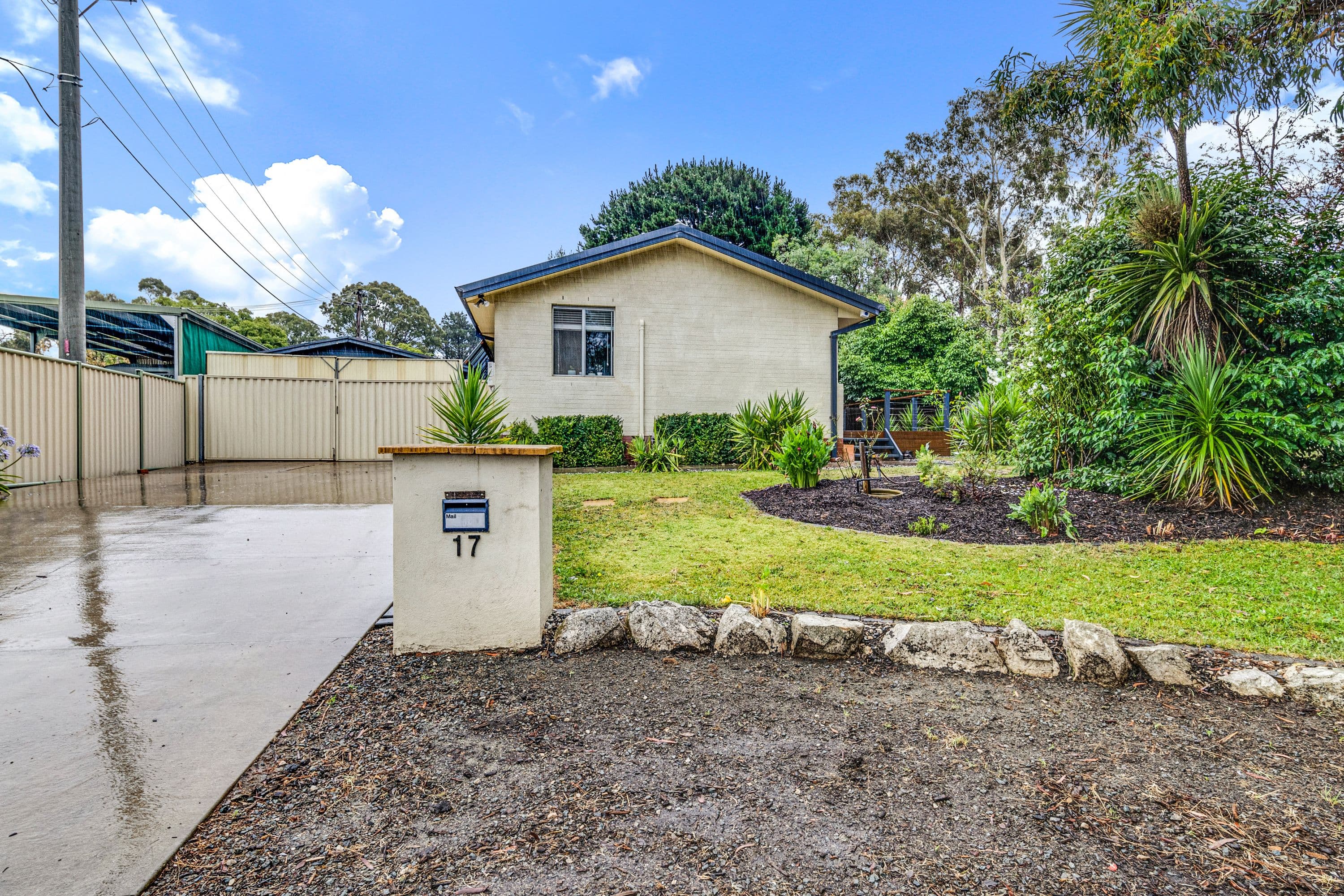 17 Bunton Place, Holt ACT 2615, Holt - Image 1