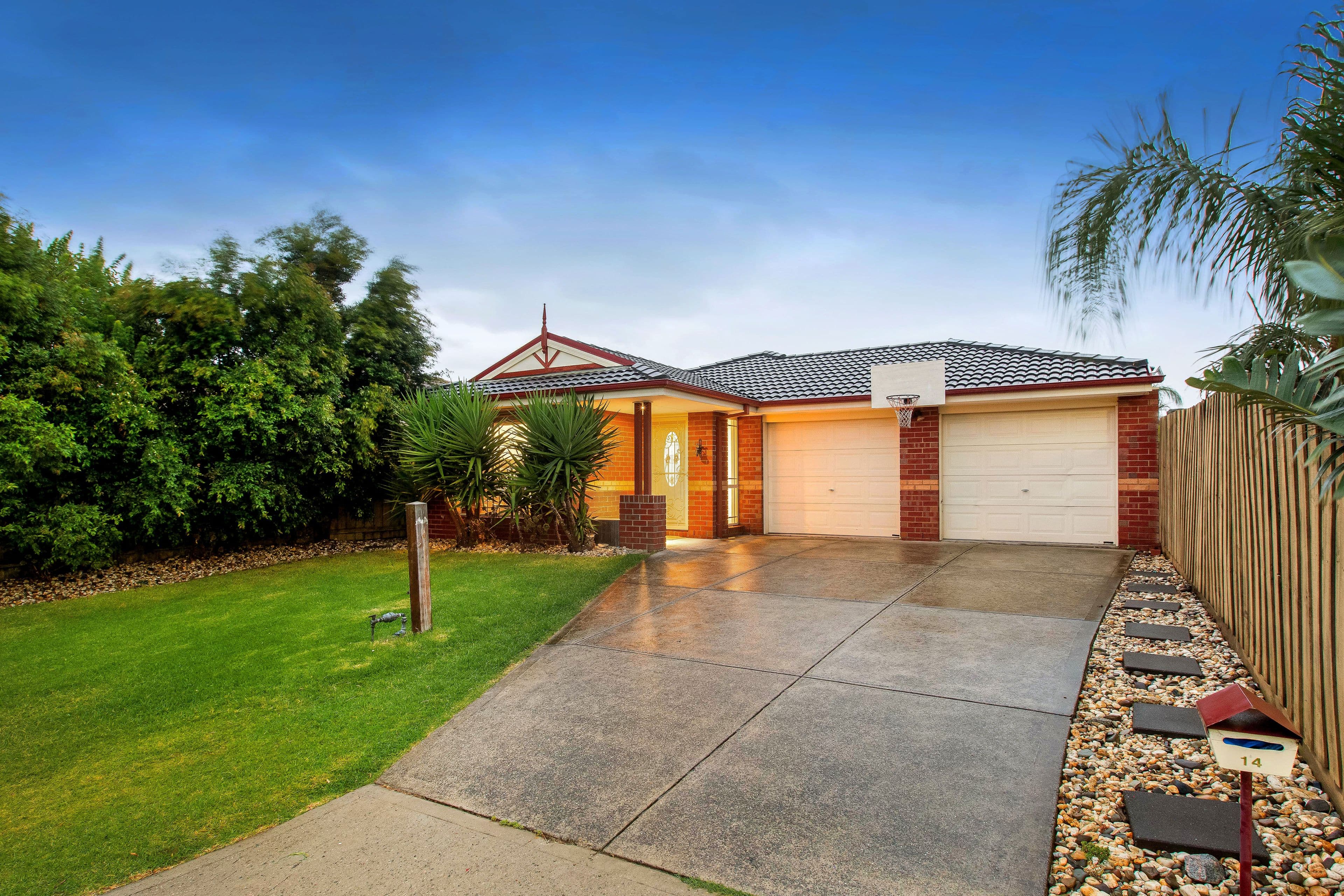 14 Wesley Close, Skye VIC 3977, Skye - Image 1
