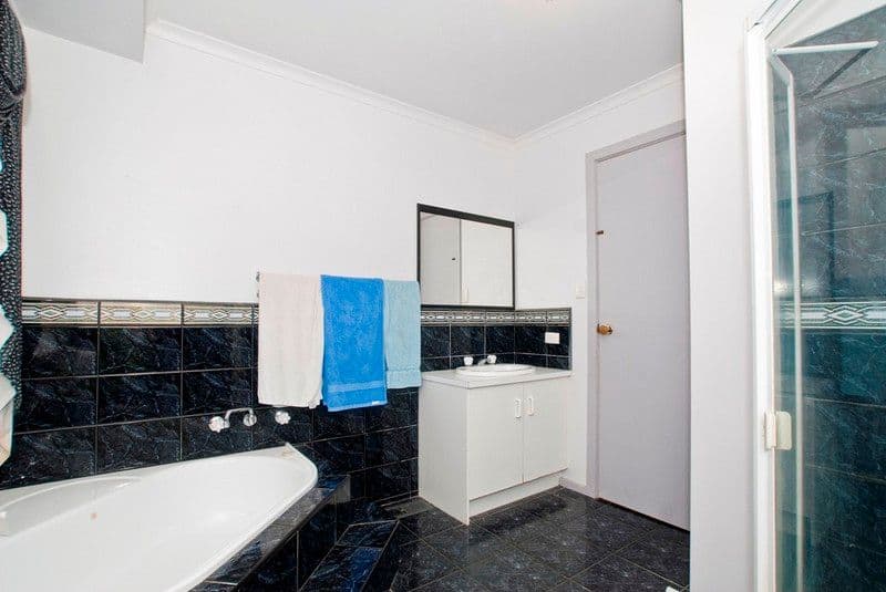 138 Lakeview Drive, LILYDALE VIC 3140, Lilydale - Thumbnail 5