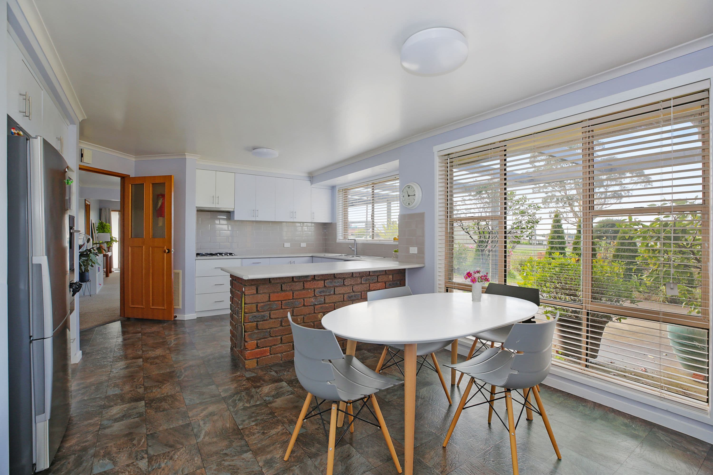 1 Rix Avenue, Cobden VIC 3266, Cobden - Thumbnail 6