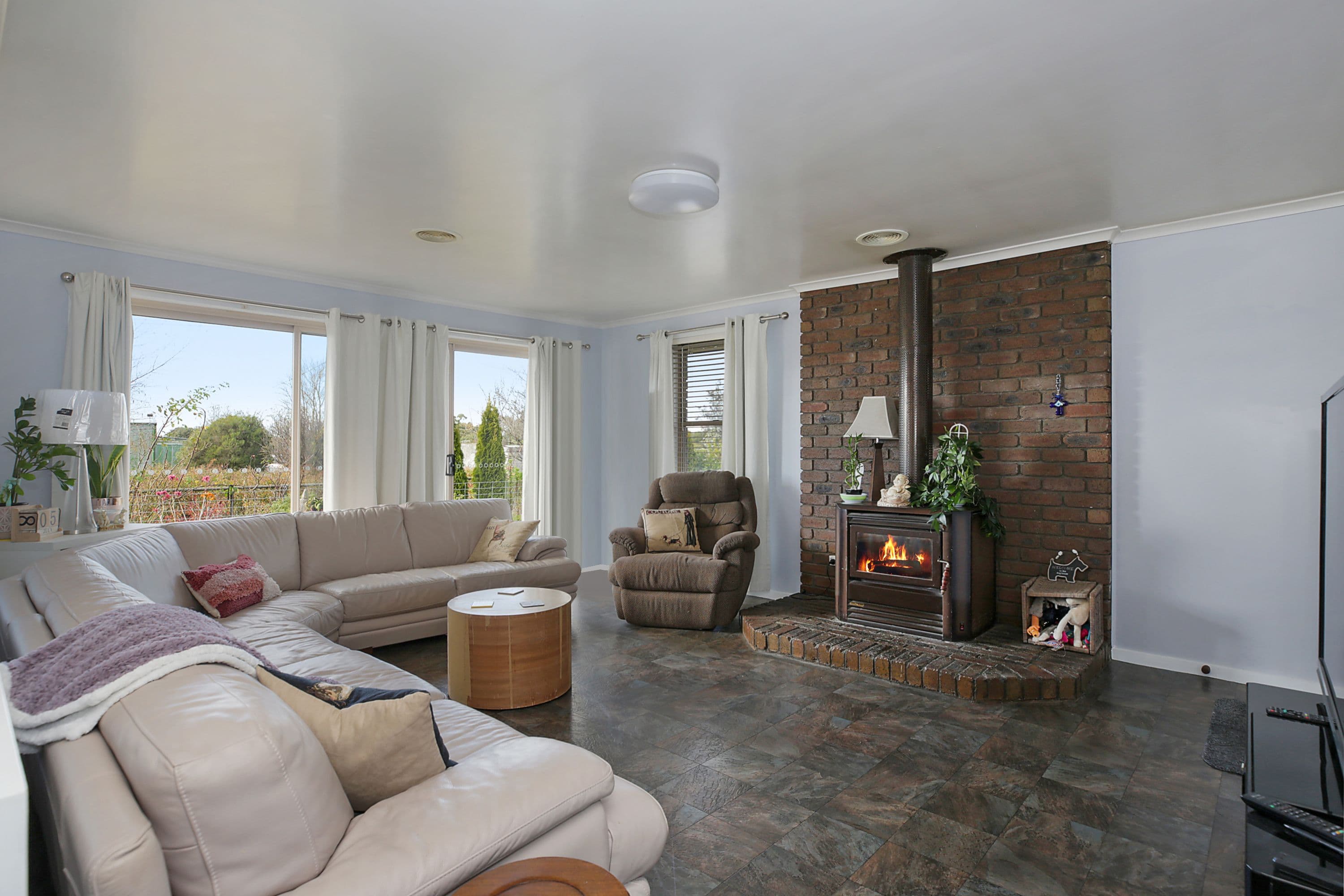 1 Rix Avenue, Cobden VIC 3266, Cobden - Thumbnail 7