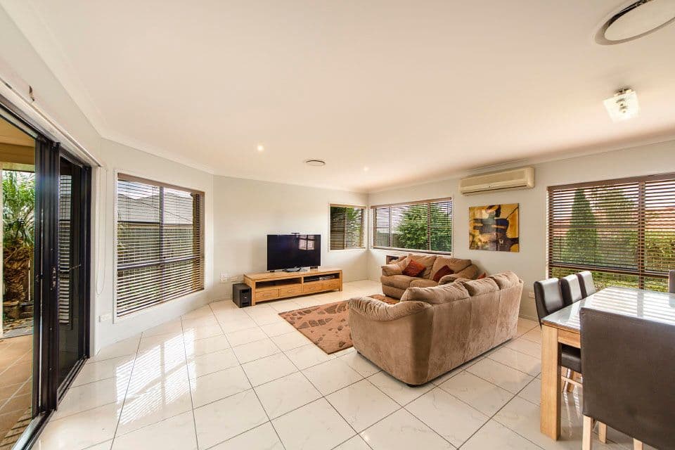 7 Fadden Crescent, Middle Ridge QLD 4350, Middle Ridge - Thumbnail 4