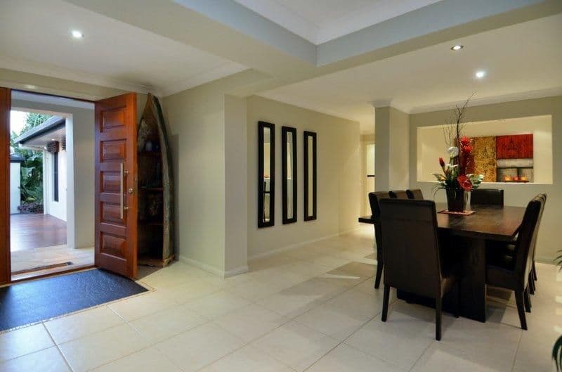 9 Anthony Drive, BURLEIGH WATERS QLD 4220, Burleigh Waters - Thumbnail 3