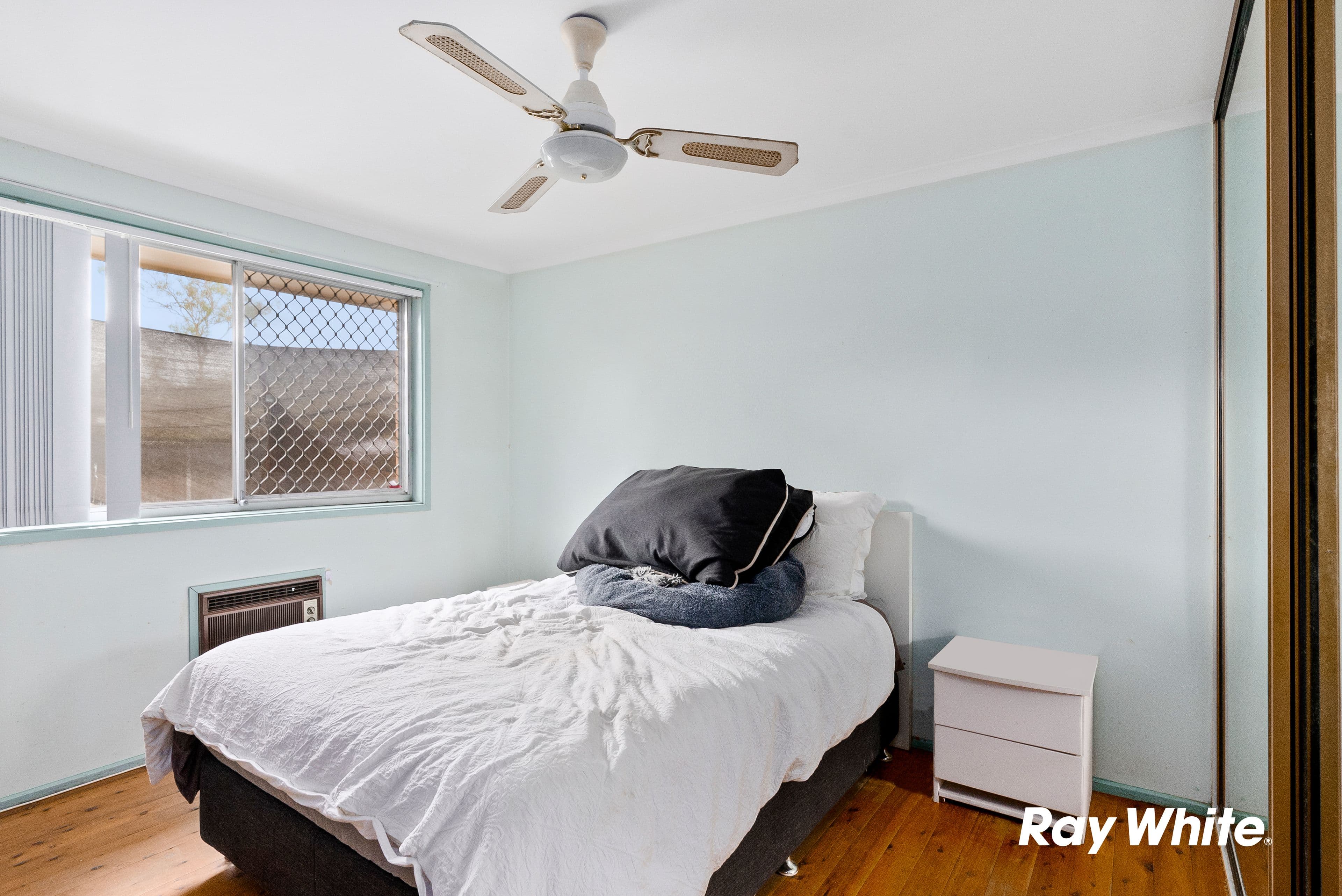 33 Hassan Street, Lake Heights, Quakers Hill - Thumbnail 6