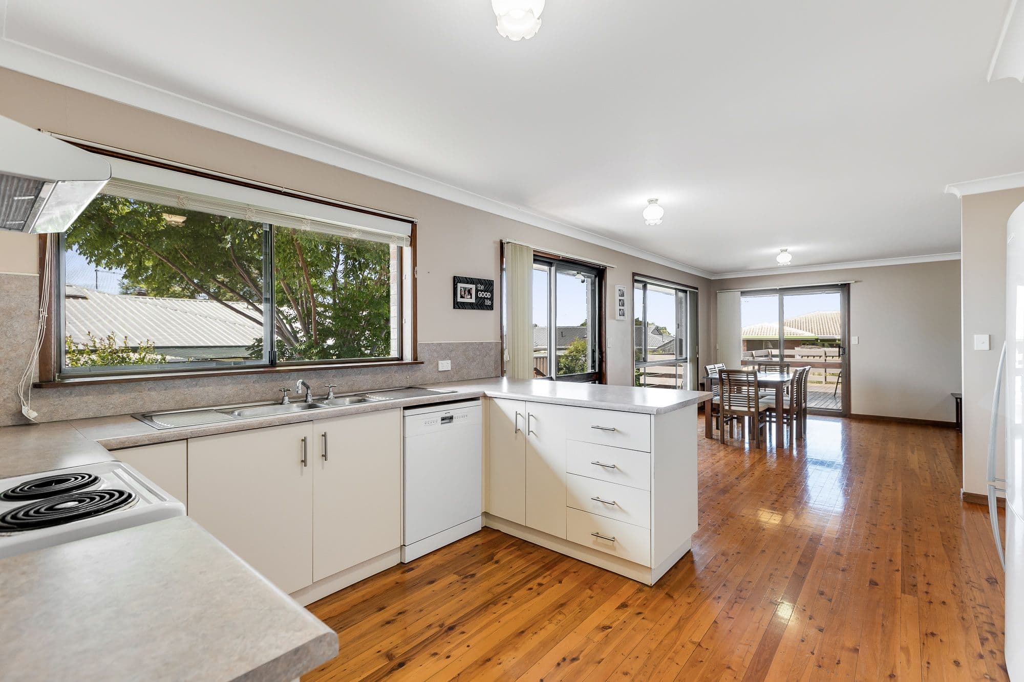 18 Maplewood Drive, Darling Heights QLD 4350, Darling Heights - Thumbnail 3