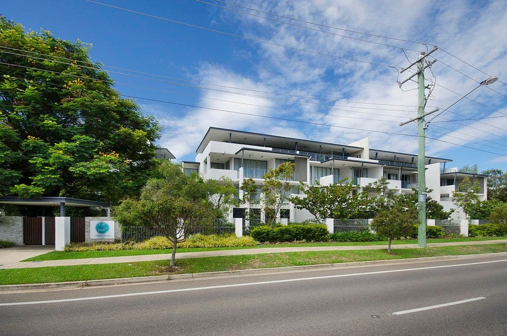 28 Landsborough Street, North Ward QLD 4810, North Ward - Thumbnail 2