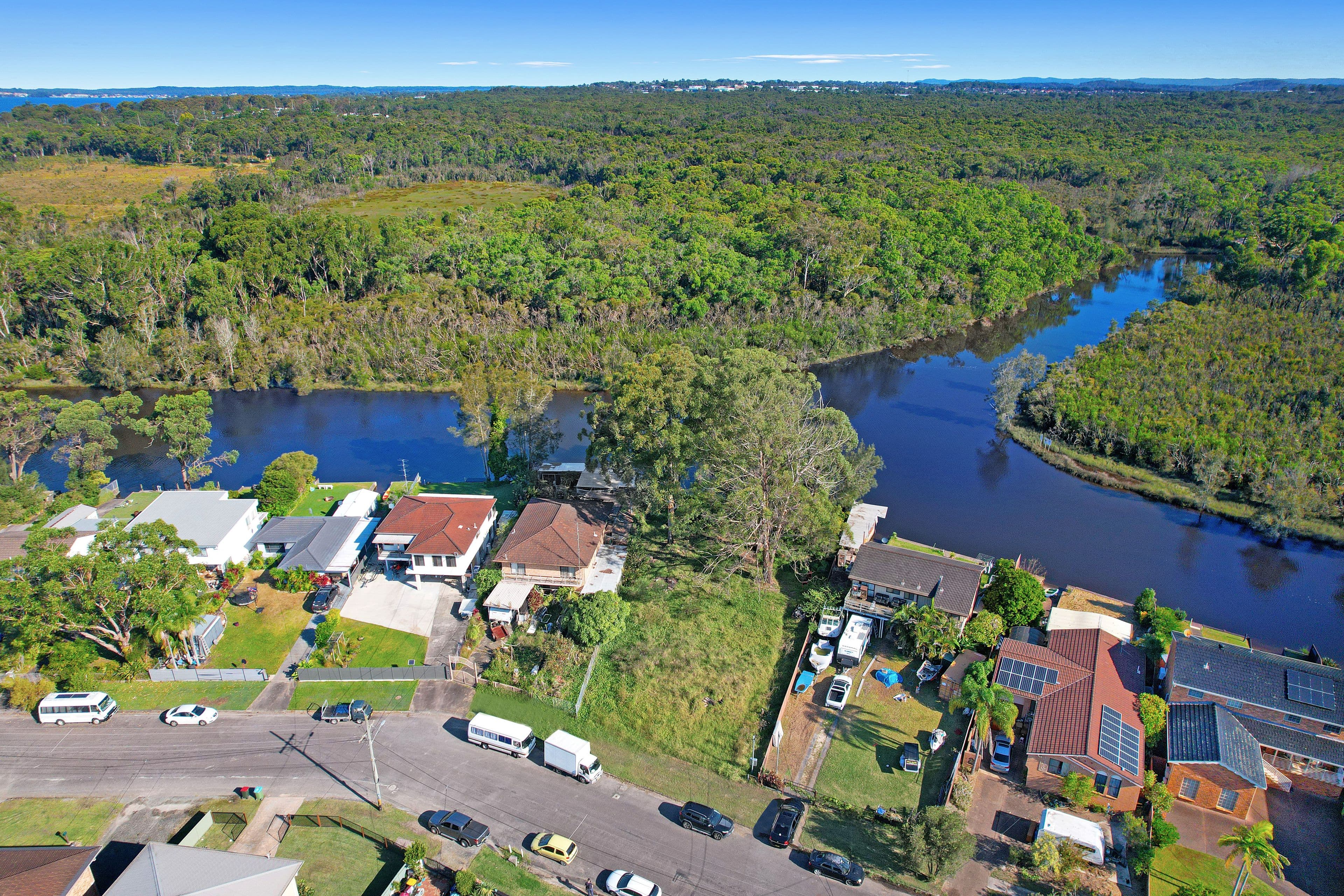183 Birdwood Drive, Blue Haven NSW 2262, Blue Haven - Thumbnail 4