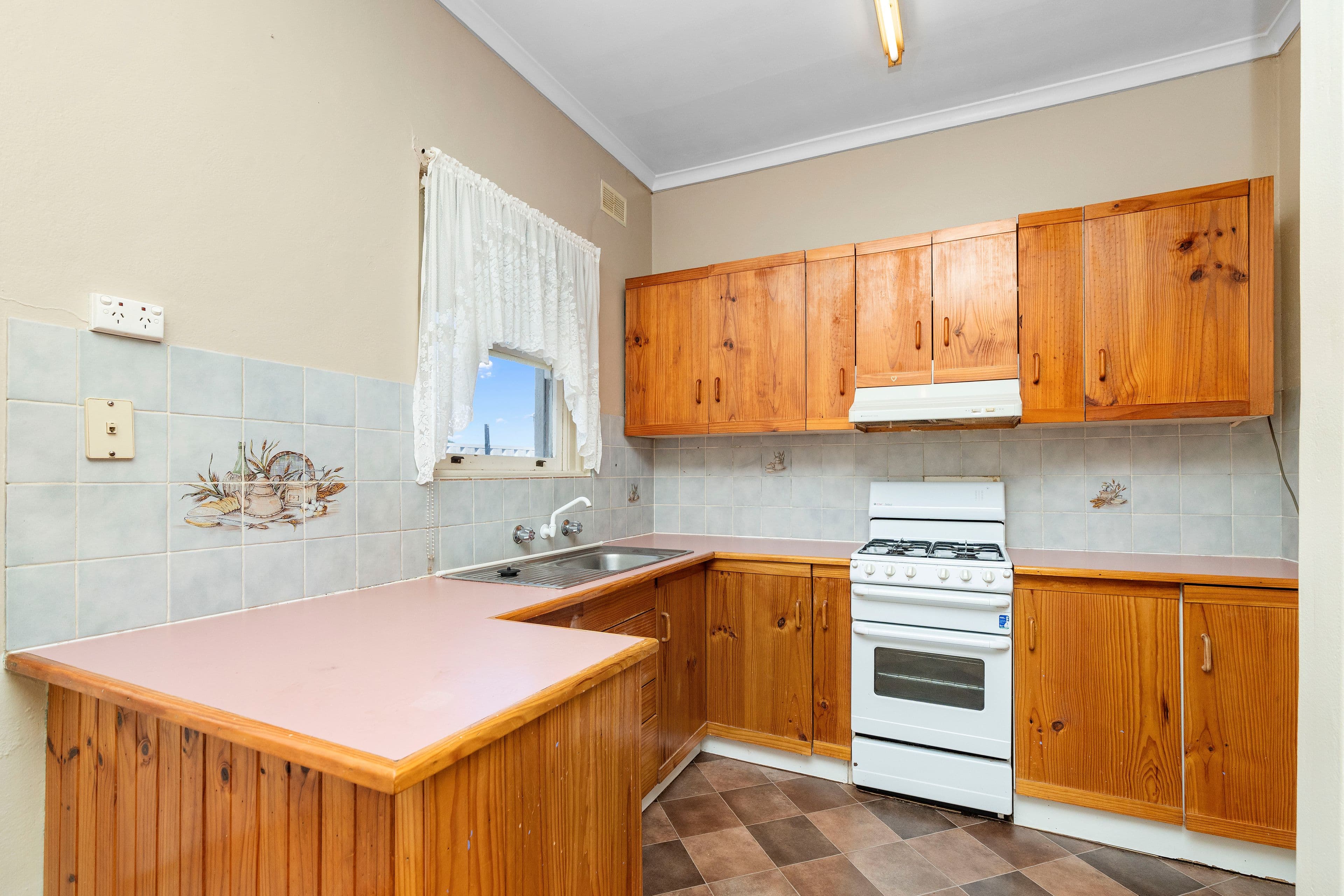 24 Spring Street, Wagga Wagga NSW 2650, Wagga Wagga - Thumbnail 4