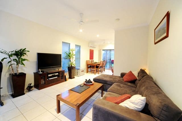 7 Erromango Drive, JUBILEE POCKET QLD 4802, Jubilee Pocket - Thumbnail 2