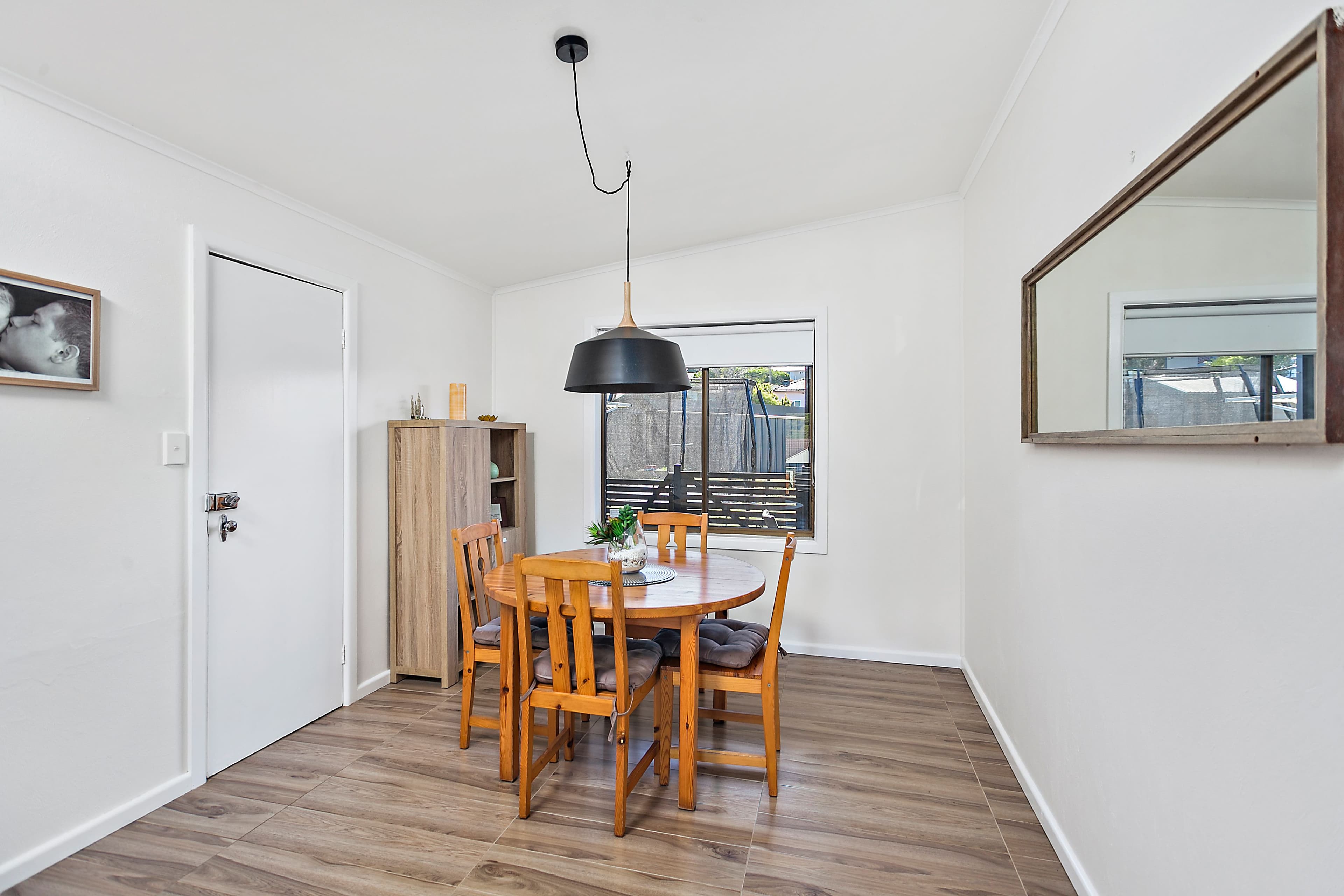 6 Rowley Avenue, Mount Warrigal - Thumbnail 4