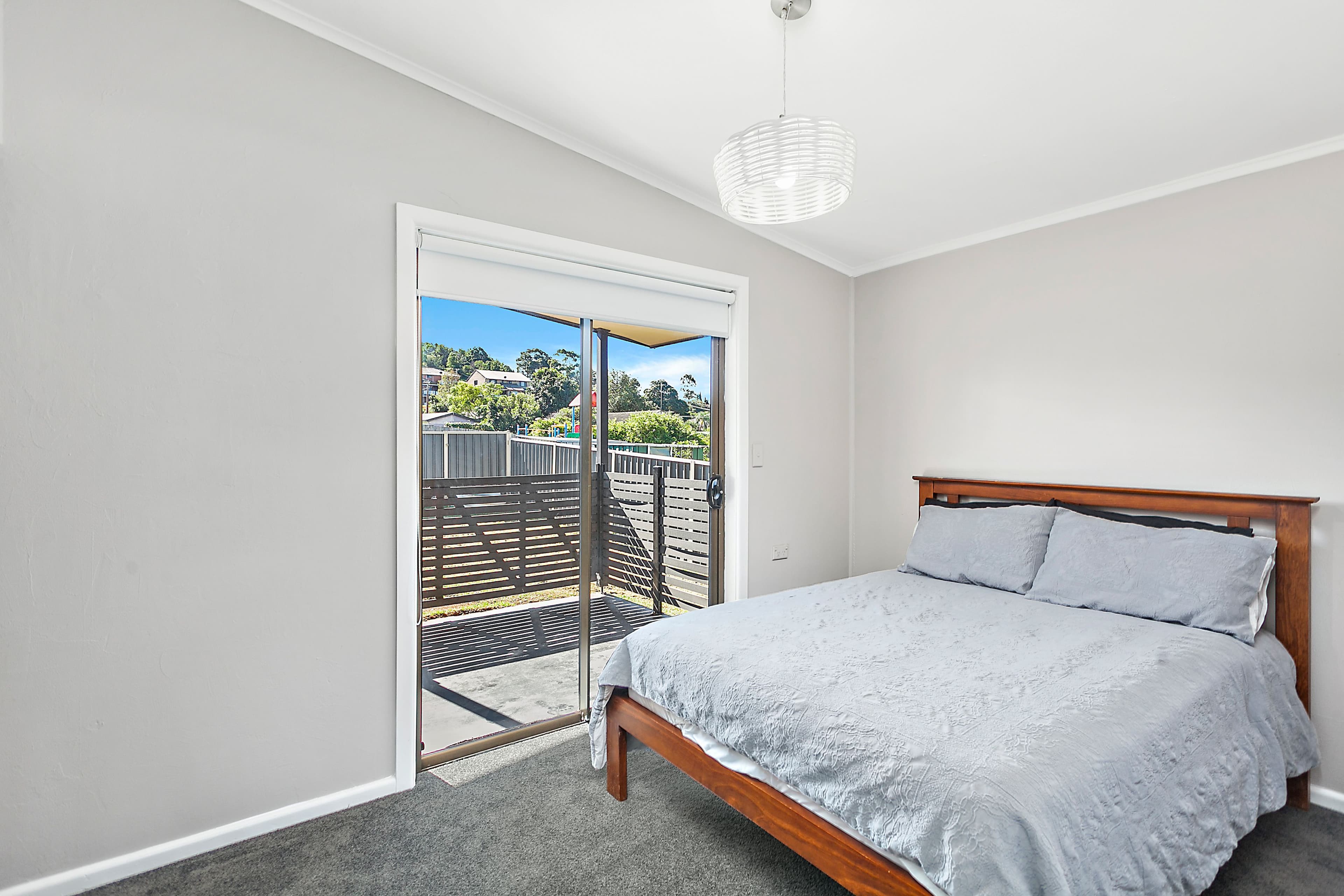 6 Rowley Avenue, Mount Warrigal - Thumbnail 5