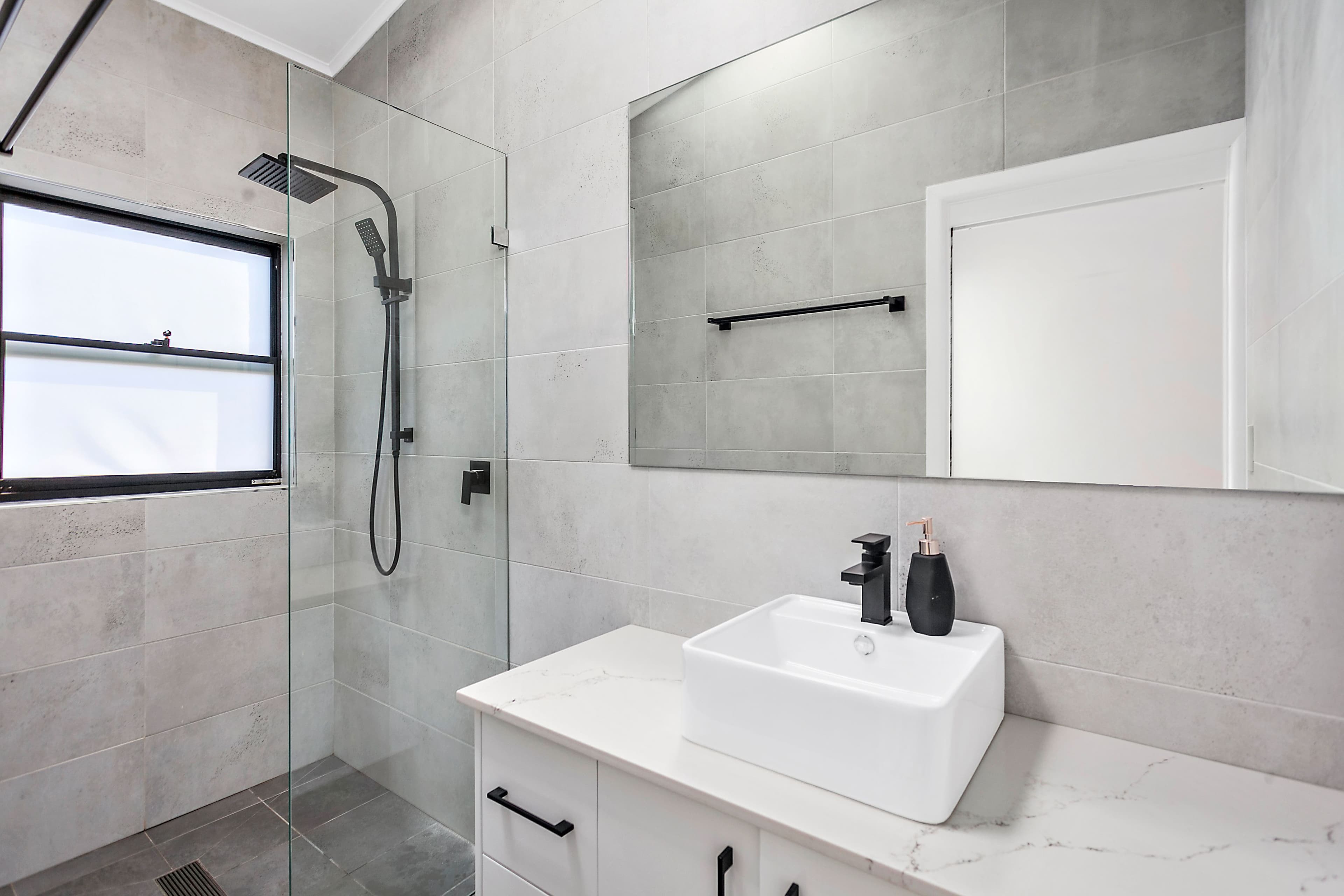 6 Rowley Avenue, Mount Warrigal - Thumbnail 7