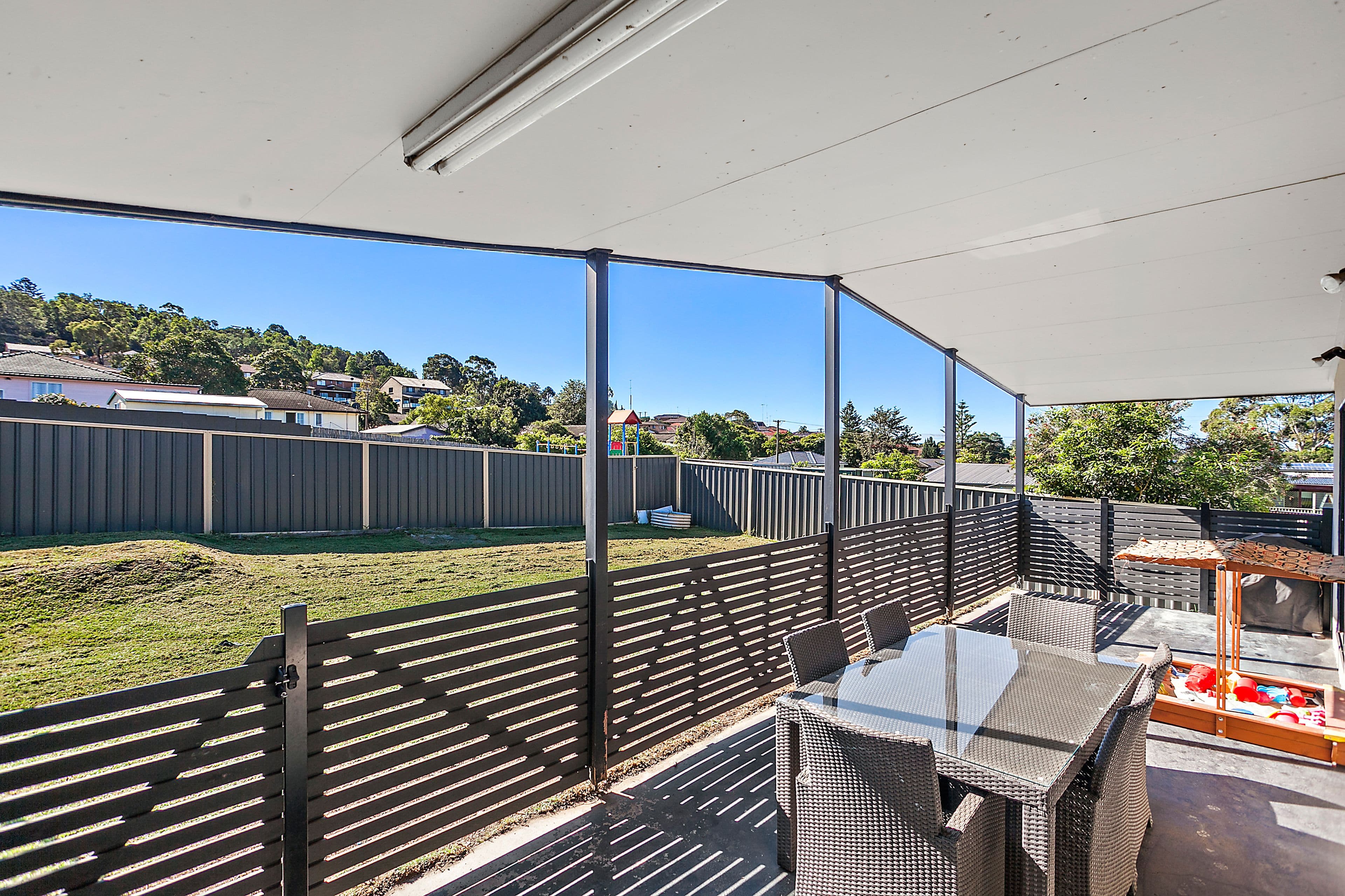 6 Rowley Avenue, Mount Warrigal - Thumbnail 8