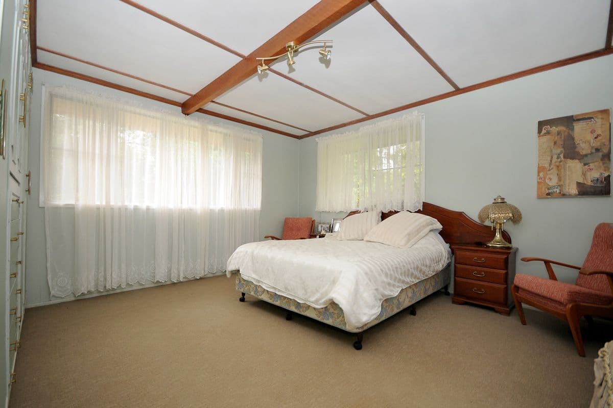 412 Mackenzie Street, Middle Ridge QLD 4350, Middle Ridge - Thumbnail 6