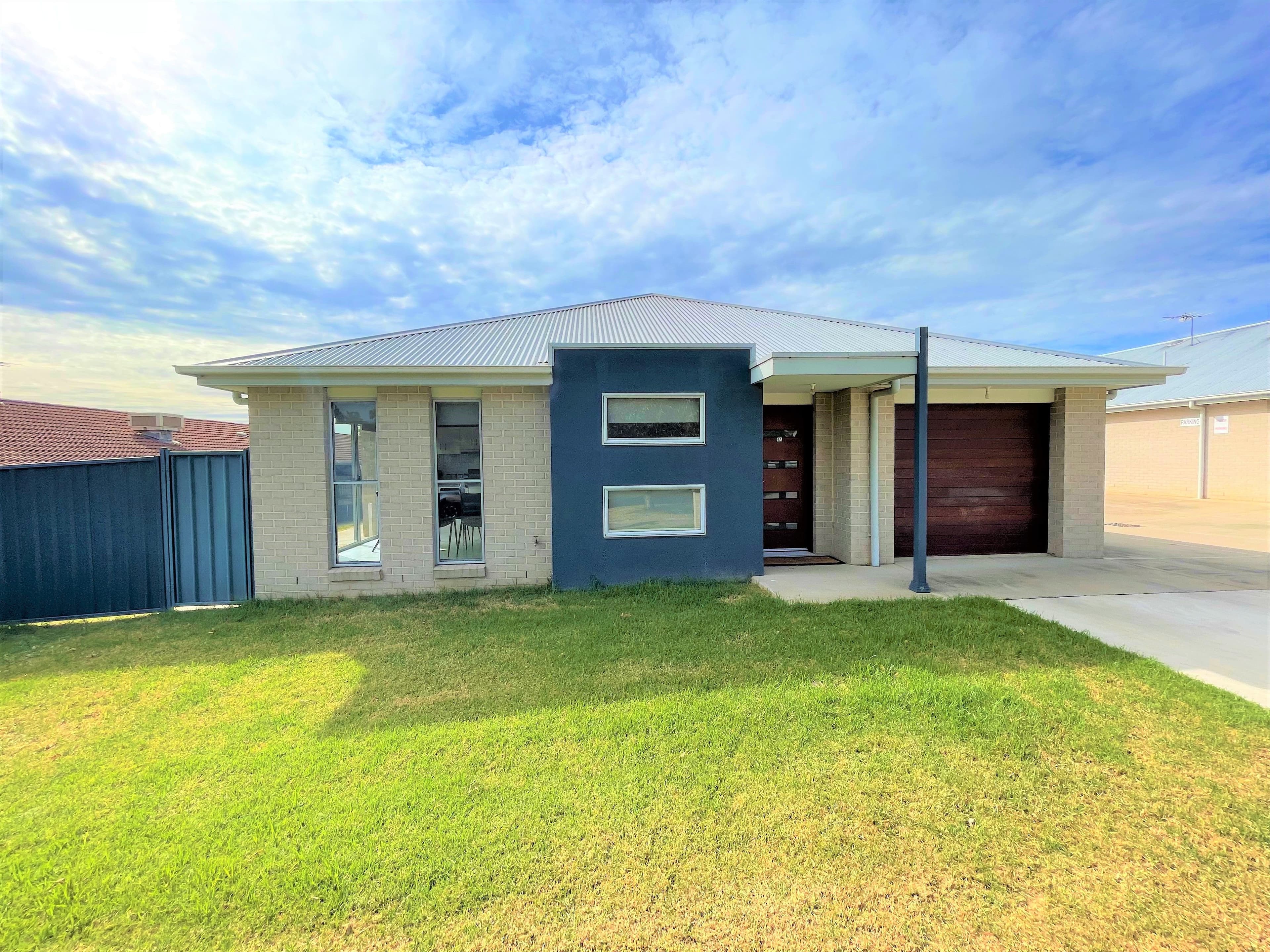 4A Yass Street, Young NSW 2594, Young - Image 1