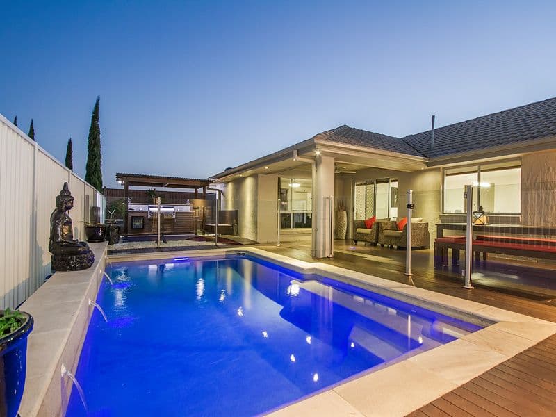 8 Marlow Street, Oxenford QLD 4210, Oxenford - Image 1
