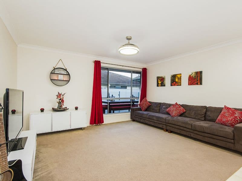 8 Marlow Street, Oxenford QLD 4210, Oxenford - Thumbnail 7