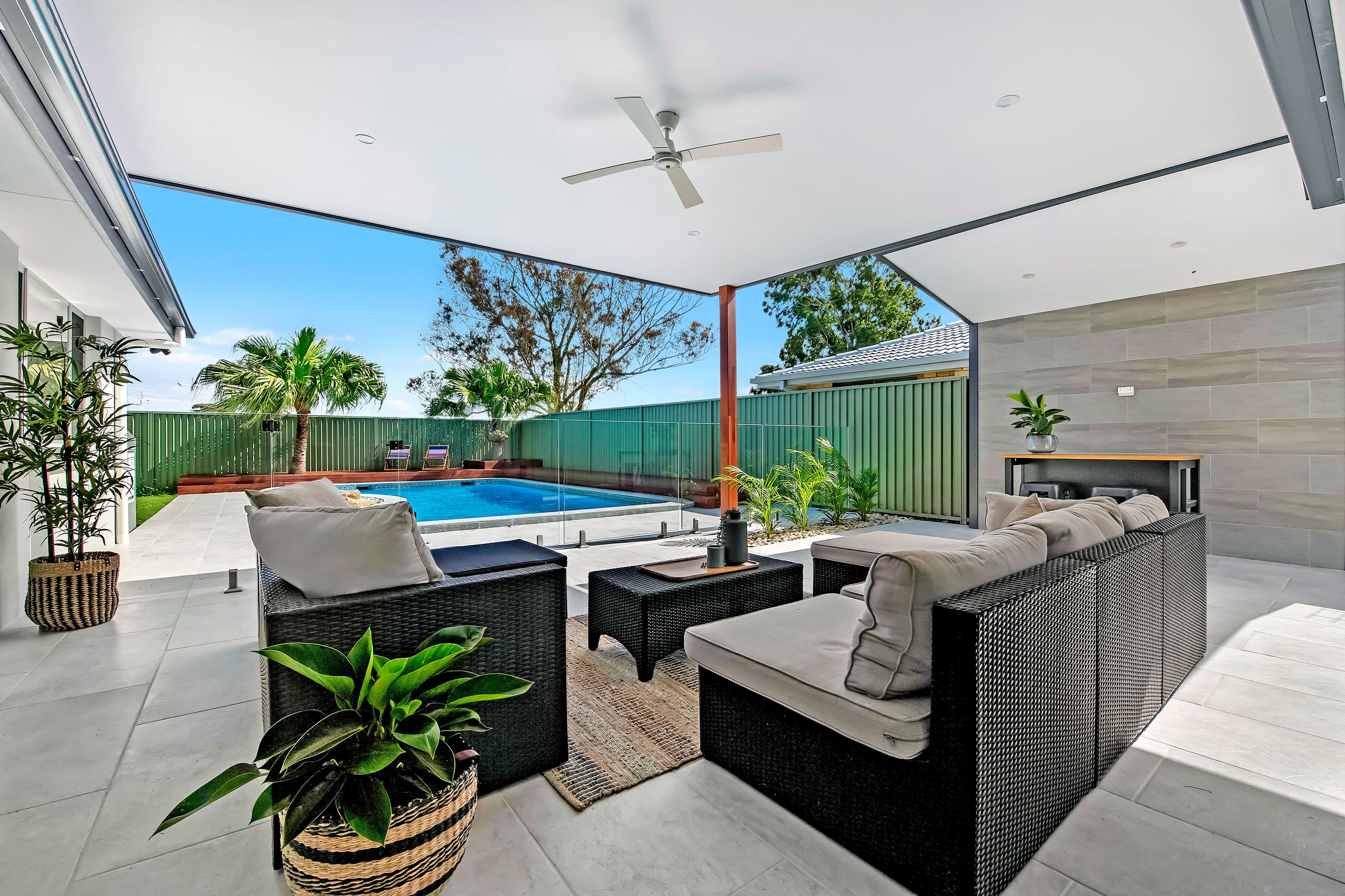 16 Volante Crescent, Mermaid Waters QLD 4218, Mermaid Waters - Thumbnail 3