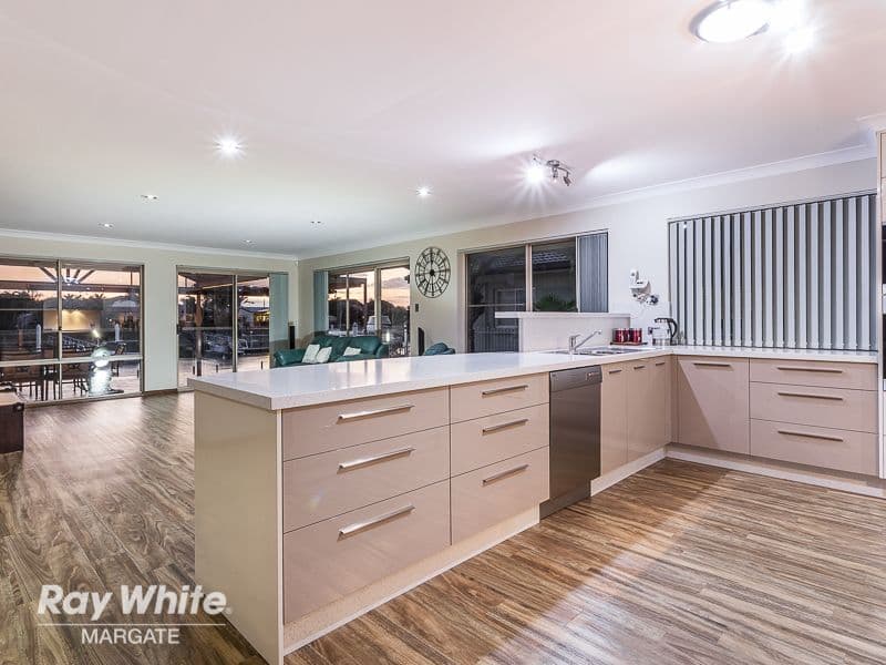 1 Clipper Court, NEWPORT QLD 4020, Newport - Thumbnail 8