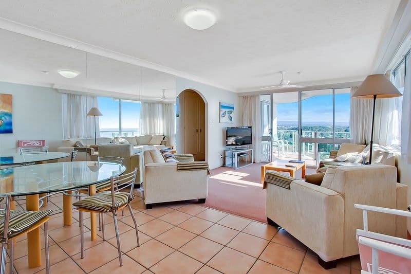 30 The Esplanade, BURLEIGH HEADS QLD 4220, Burleigh Heads - Thumbnail 4