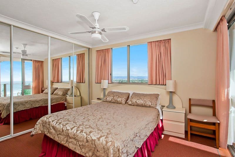30 The Esplanade, BURLEIGH HEADS QLD 4220, Burleigh Heads - Thumbnail 8