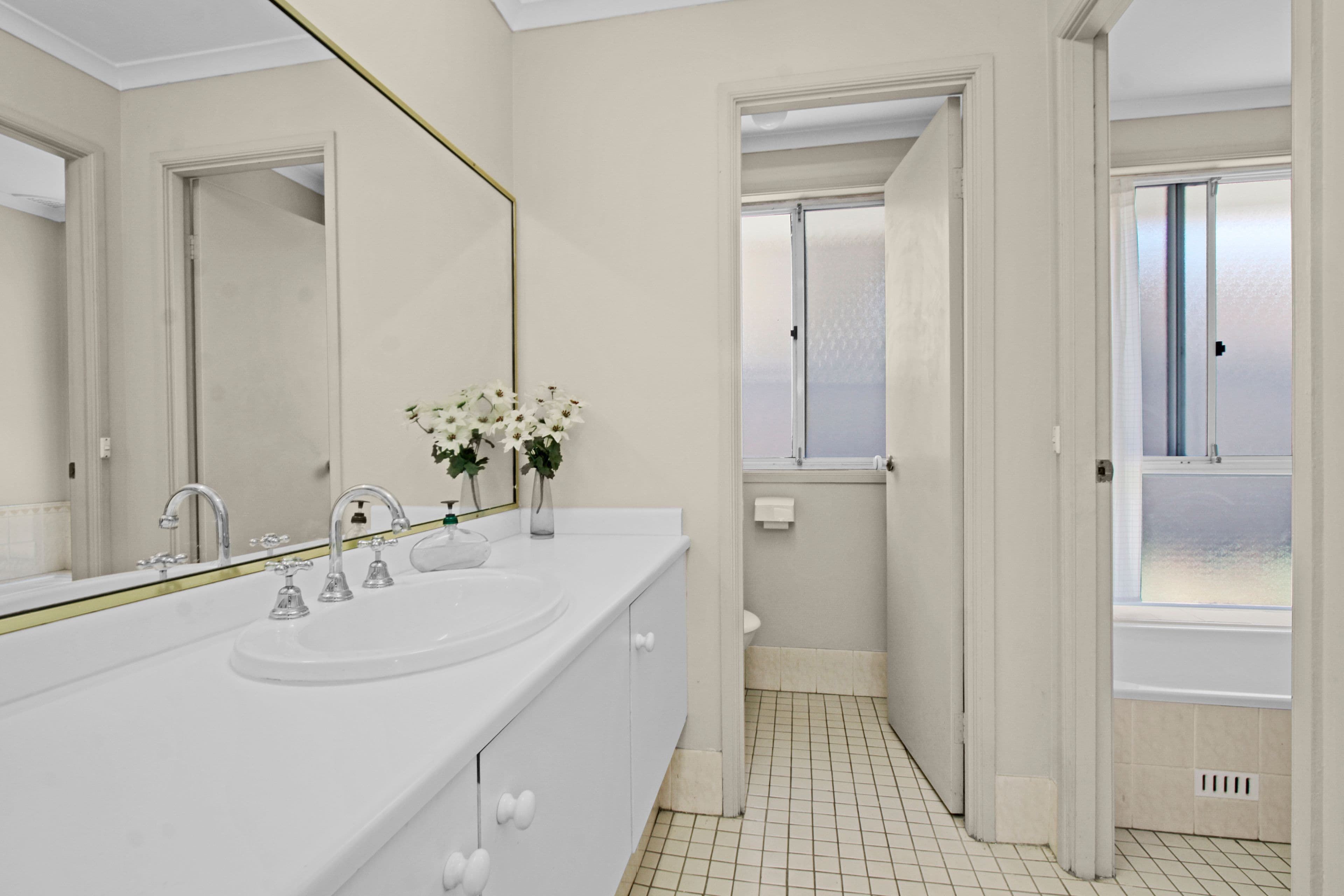 65 Nineveh Crescent, Greenfield Park NSW 2176, Greenfield Park - Thumbnail 5