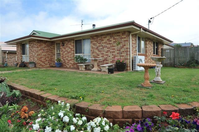 19 Elizabeth Kenny Court, HARRISTOWN QLD 4350, Harristown - Image 1