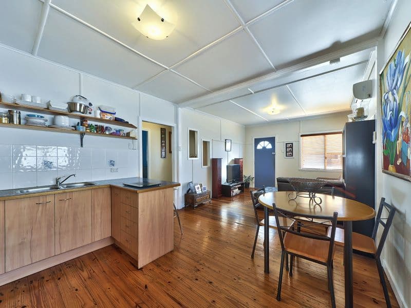 95 Beelarong Street, MORNINGSIDE QLD 4170, Morningside - Thumbnail 2