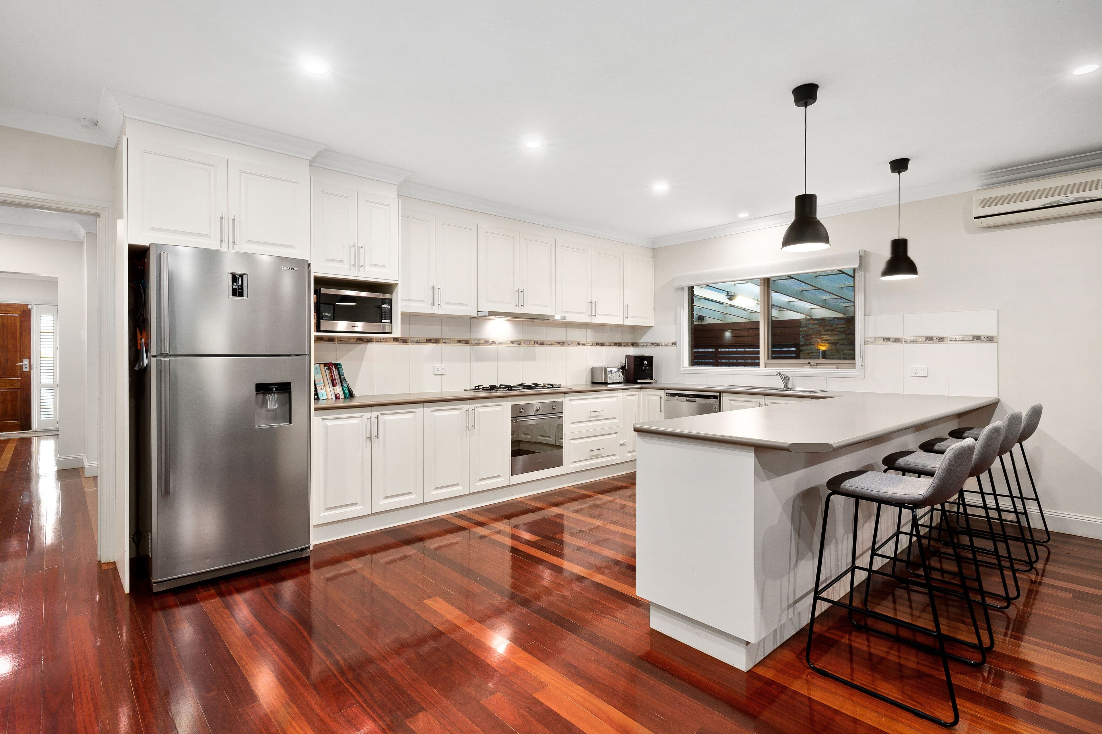 24 Park Boulevard, Pakenham VIC 3810, Pakenham - Thumbnail 3